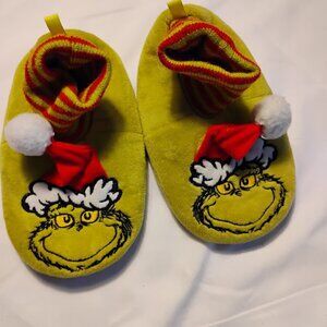 The Grinch Christmas Slippers – Kids Size 9–10 – Holiday Plush